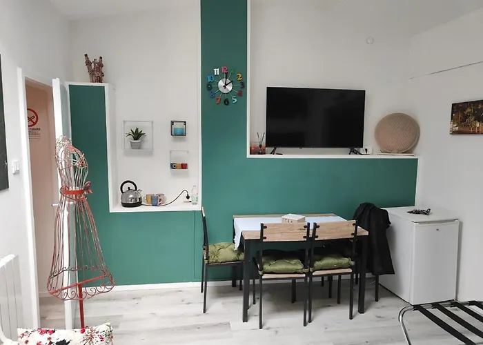 Residenza Le Torri By Rialto Bed & Breakfast 4*