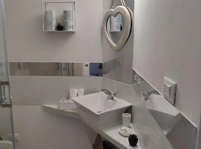 Residenza Le Torri By Rialto فندق مبيت وإفطار بولونيا